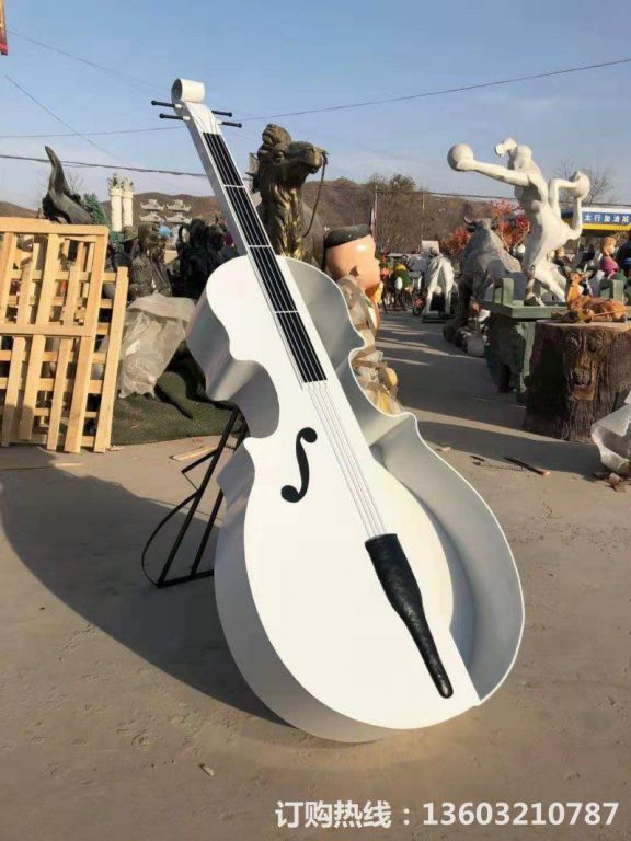 2米高吉他雕塑，不銹鋼吉他雕塑，種花吉他雕塑定制