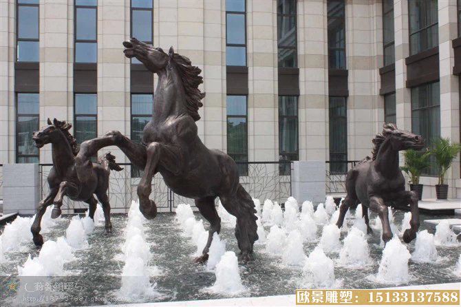 喷泉池铜马雕塑，骏马铜雕塑，动物
