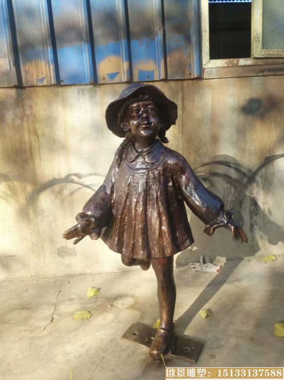 铜雕小女孩雕塑 可爱小孩景观雕塑