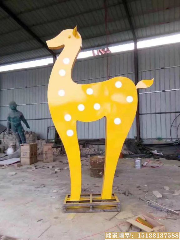 不锈钢长颈鹿雕塑 动物雕塑制作厂家